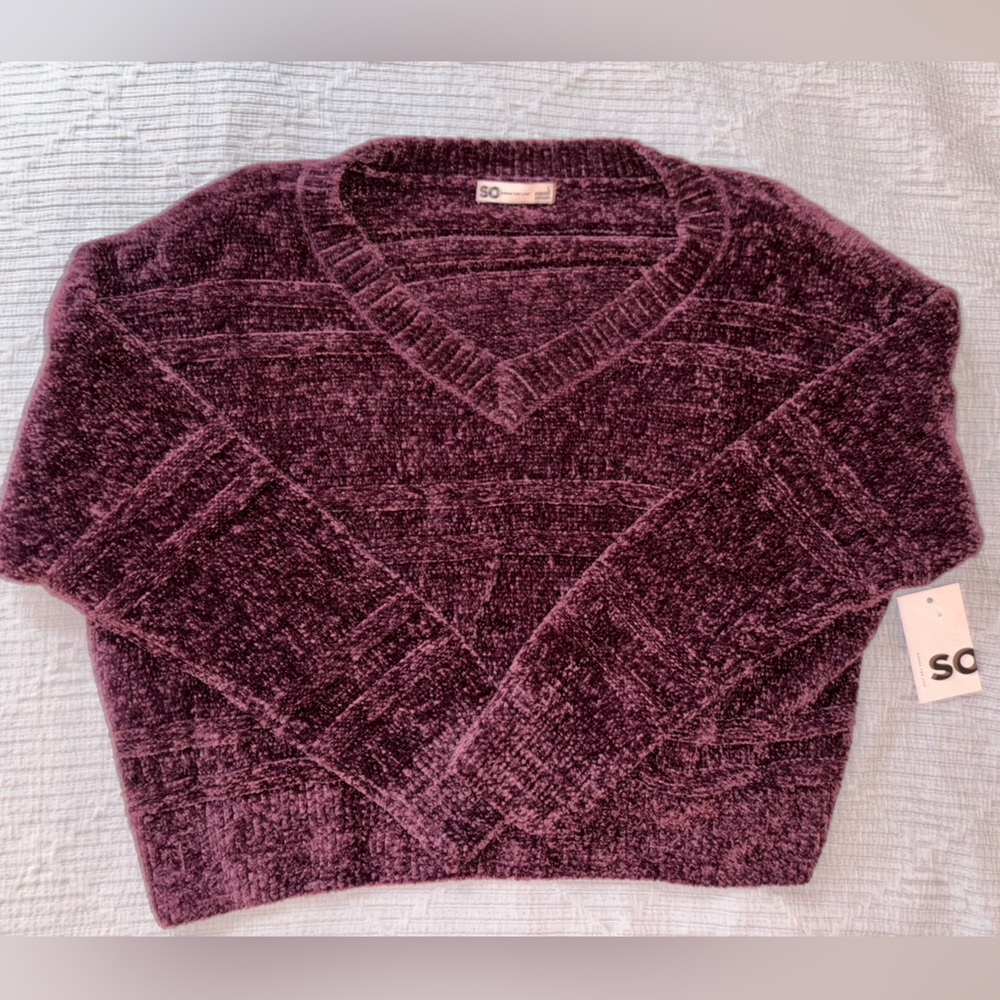 So Shiny Chenille V Neck Pullover